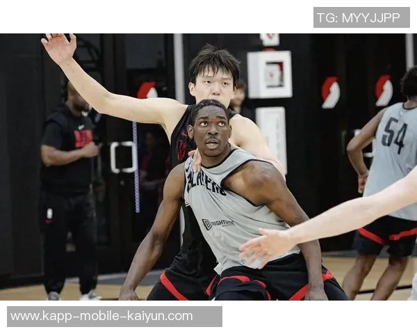 克林根首发与杨瀚森互补共进展现球队战术多样性