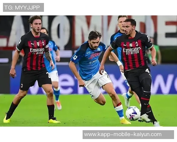 尤文图斯对阵AC米兰海报发布卡卢卢迎战旧主再度交锋