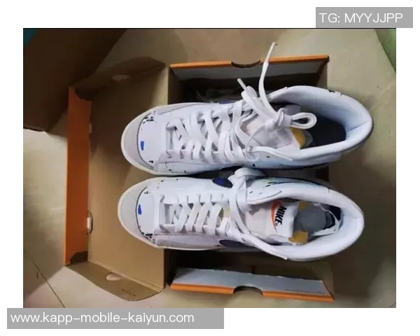 Nike为布克量身打造的全新休闲鞋款BookBlazerLows引领时尚潮流